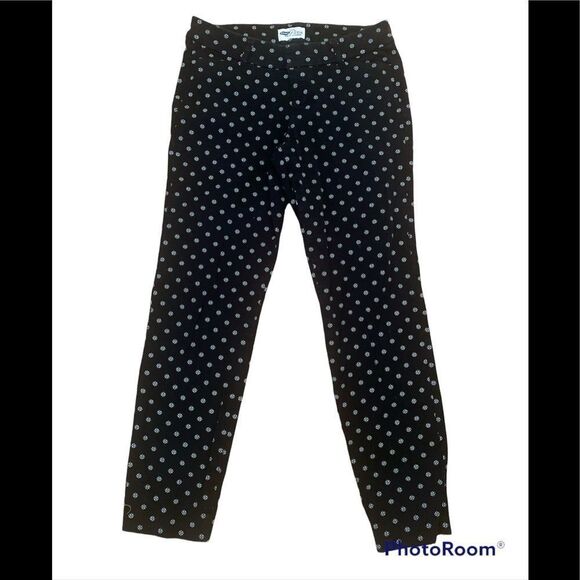 Old Navy Pixie Black Capris  Size 2 - Picture 1 of 5